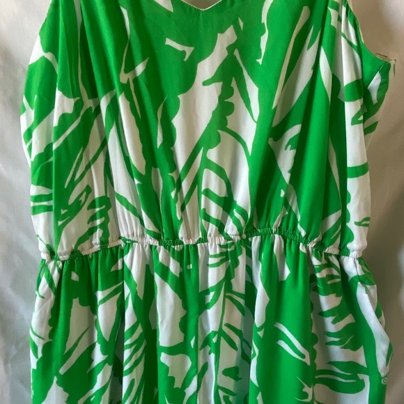 Lilly Pulitzer full length tank jumper with pocket - Picture 5 of 8